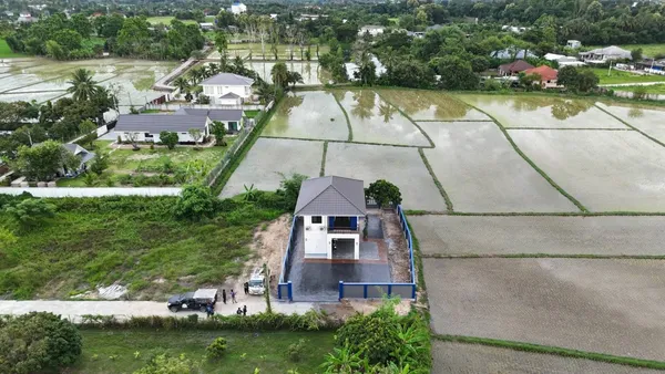 ขายถูกมาก!! บ้านเดี่ยว 2 ชั้น แต่งสวย เฟอร์ครบ วิวสวย ทำเลดี อ.สันทราย เชียงใหม่ ใกล้รวมโชคมอลล์ เซ็นทรัลฯ